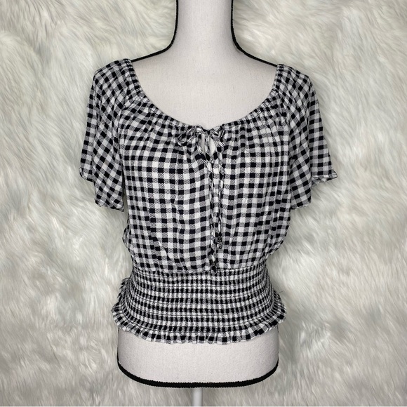 Pink Rose Black GinghamTop Size Medium - Picture 3 of 13